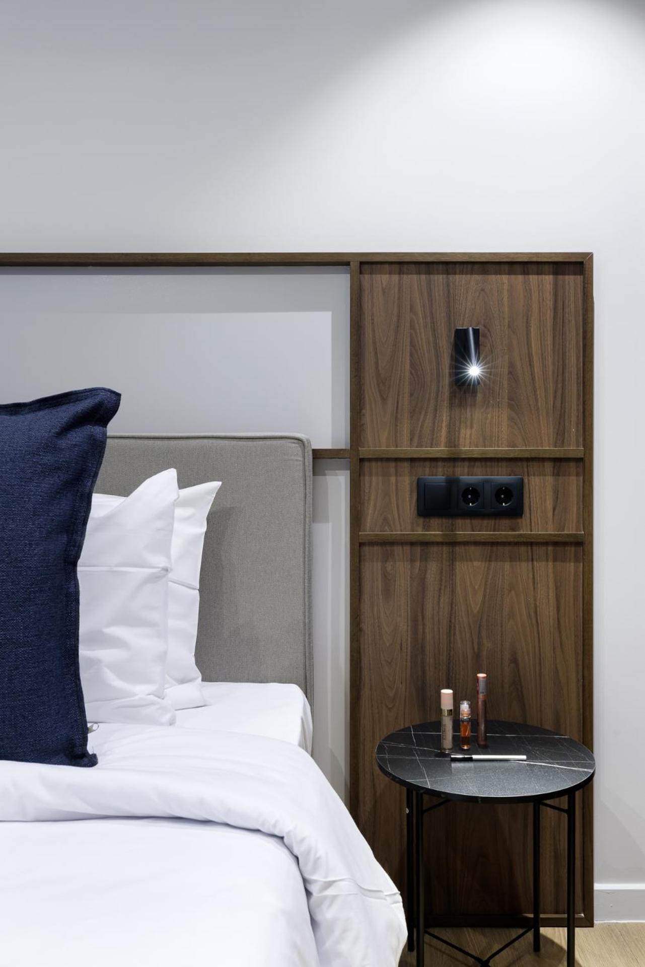 More By Zoia Living Athens Ngoại thất bức ảnh