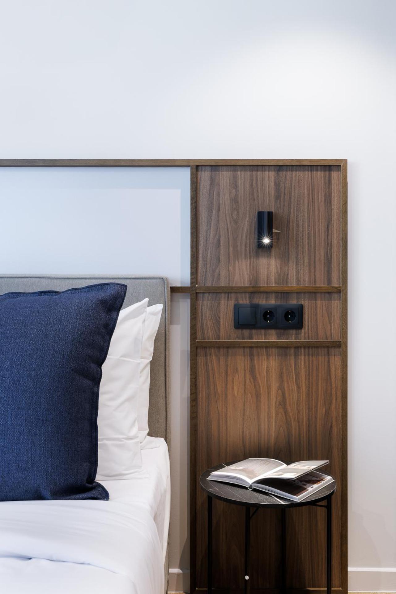 More By Zoia Living Athens Ngoại thất bức ảnh