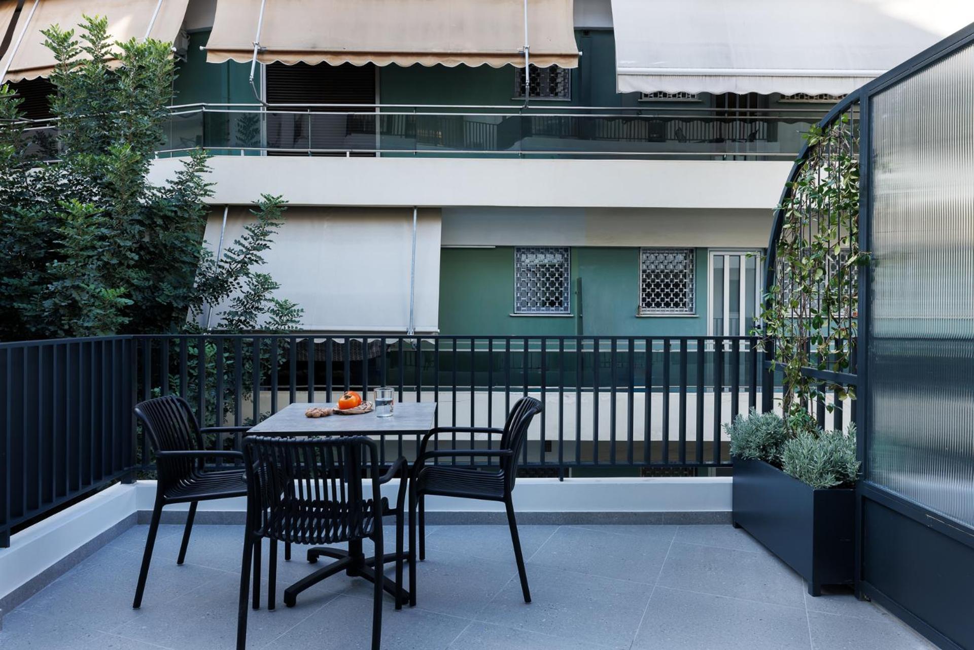 More By Zoia Living Athens Ngoại thất bức ảnh